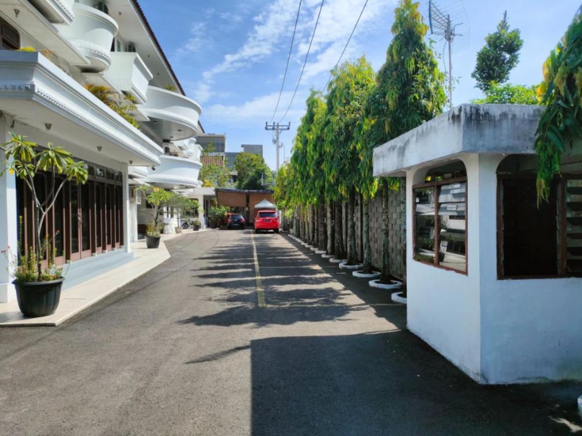 Wisma Hari Kota メダン エクステリア 写真