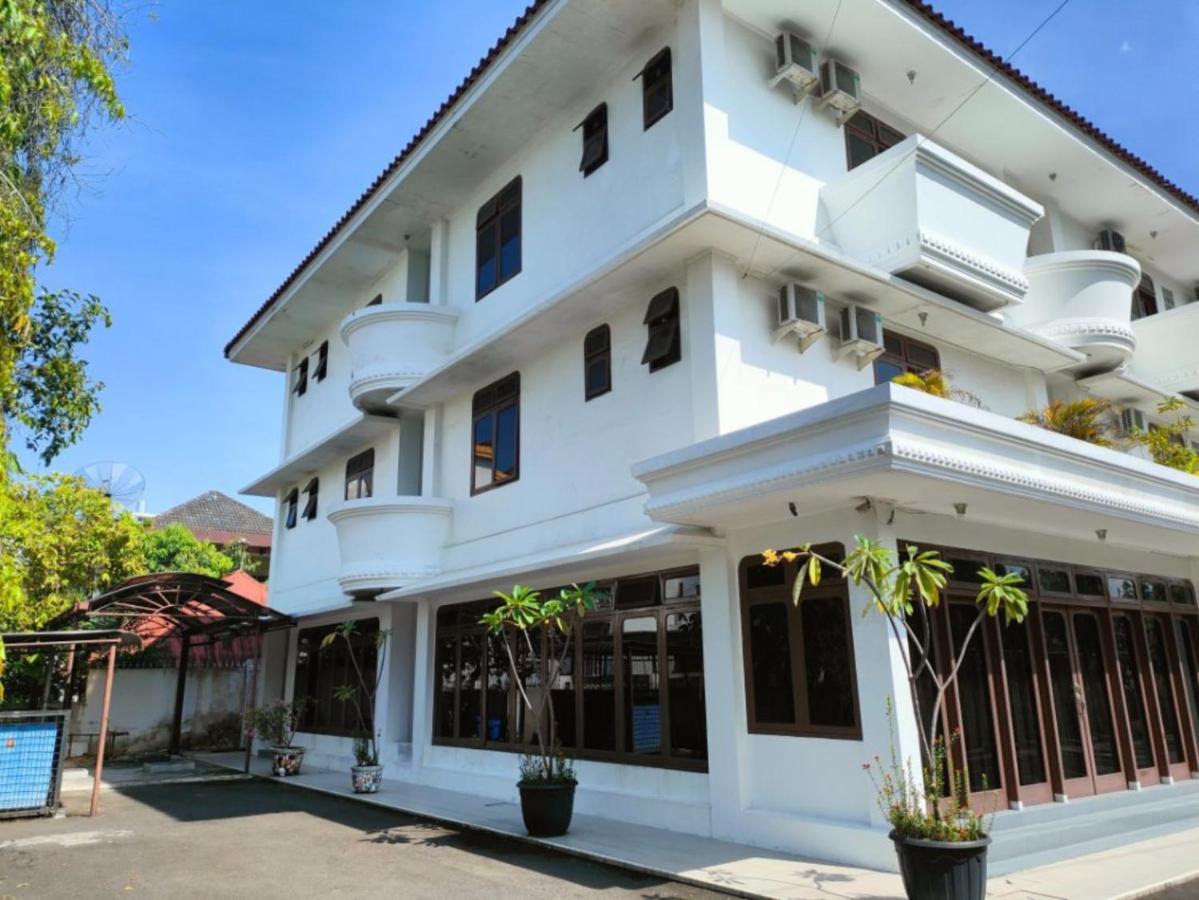 Wisma Hari Kota メダン エクステリア 写真