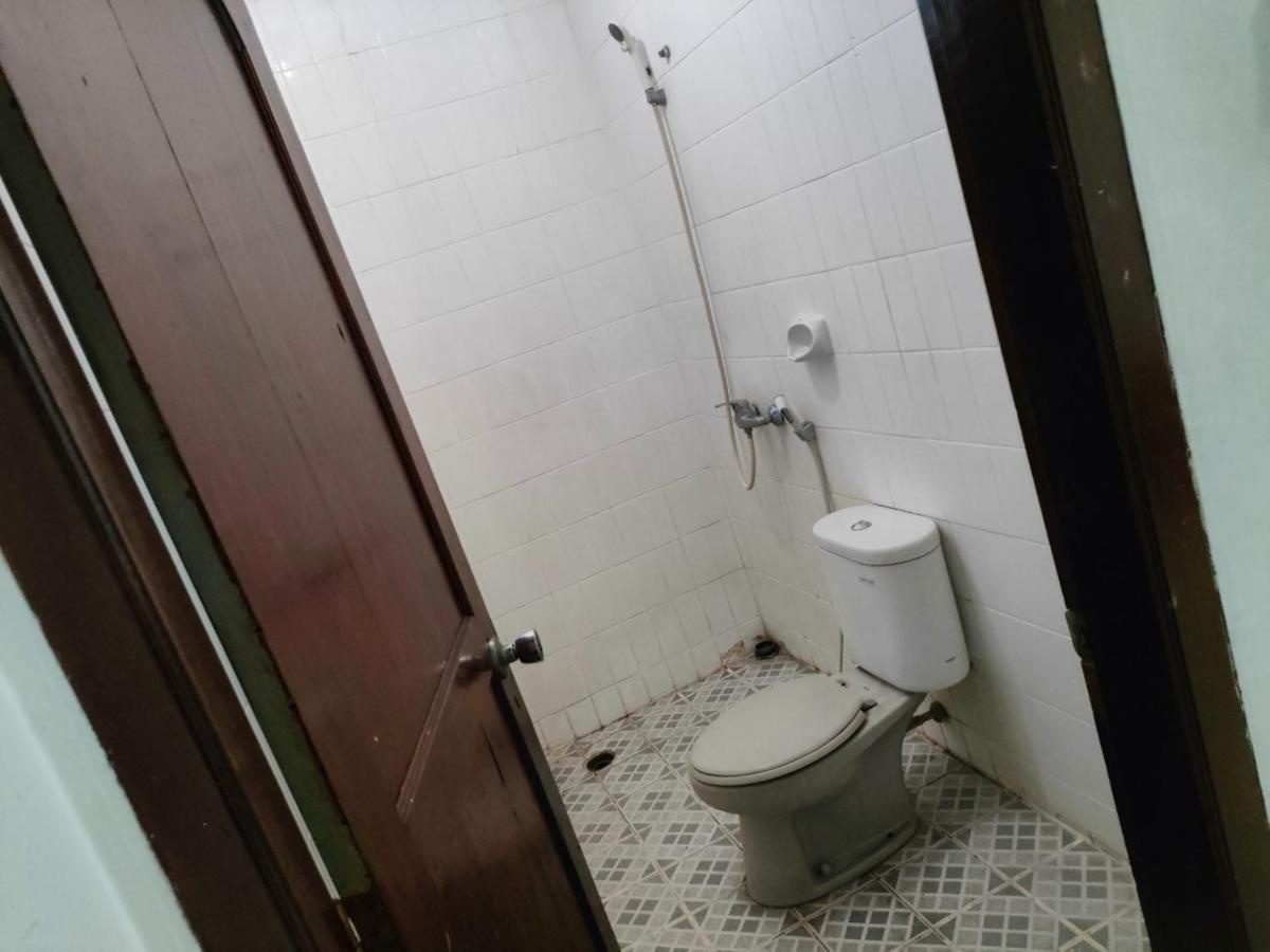 Wisma Hari Kota メダン エクステリア 写真