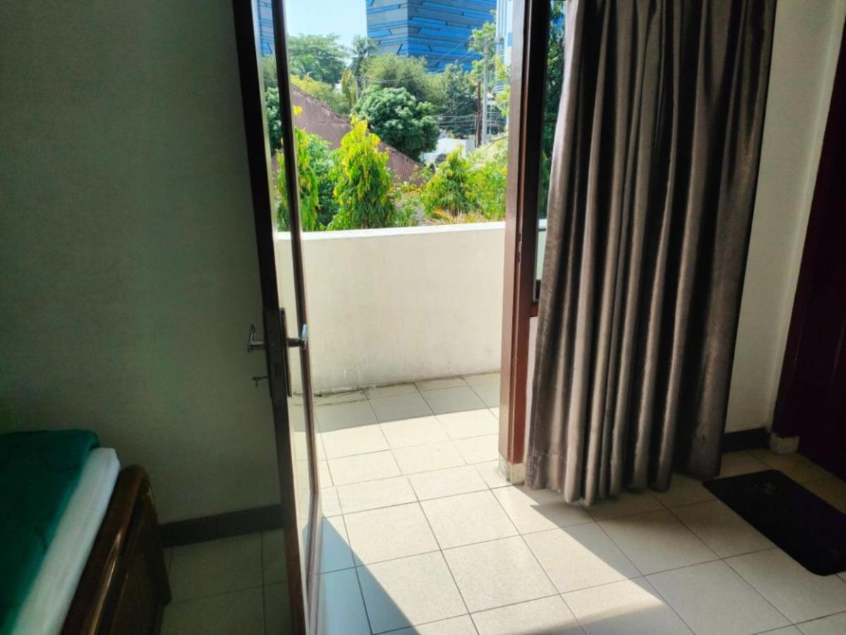 Wisma Hari Kota メダン エクステリア 写真